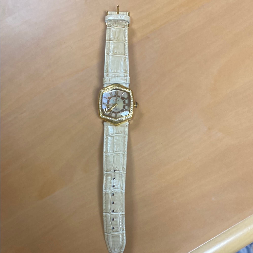 Pastorelli Elegant Beige Crocodile Pattern Watch